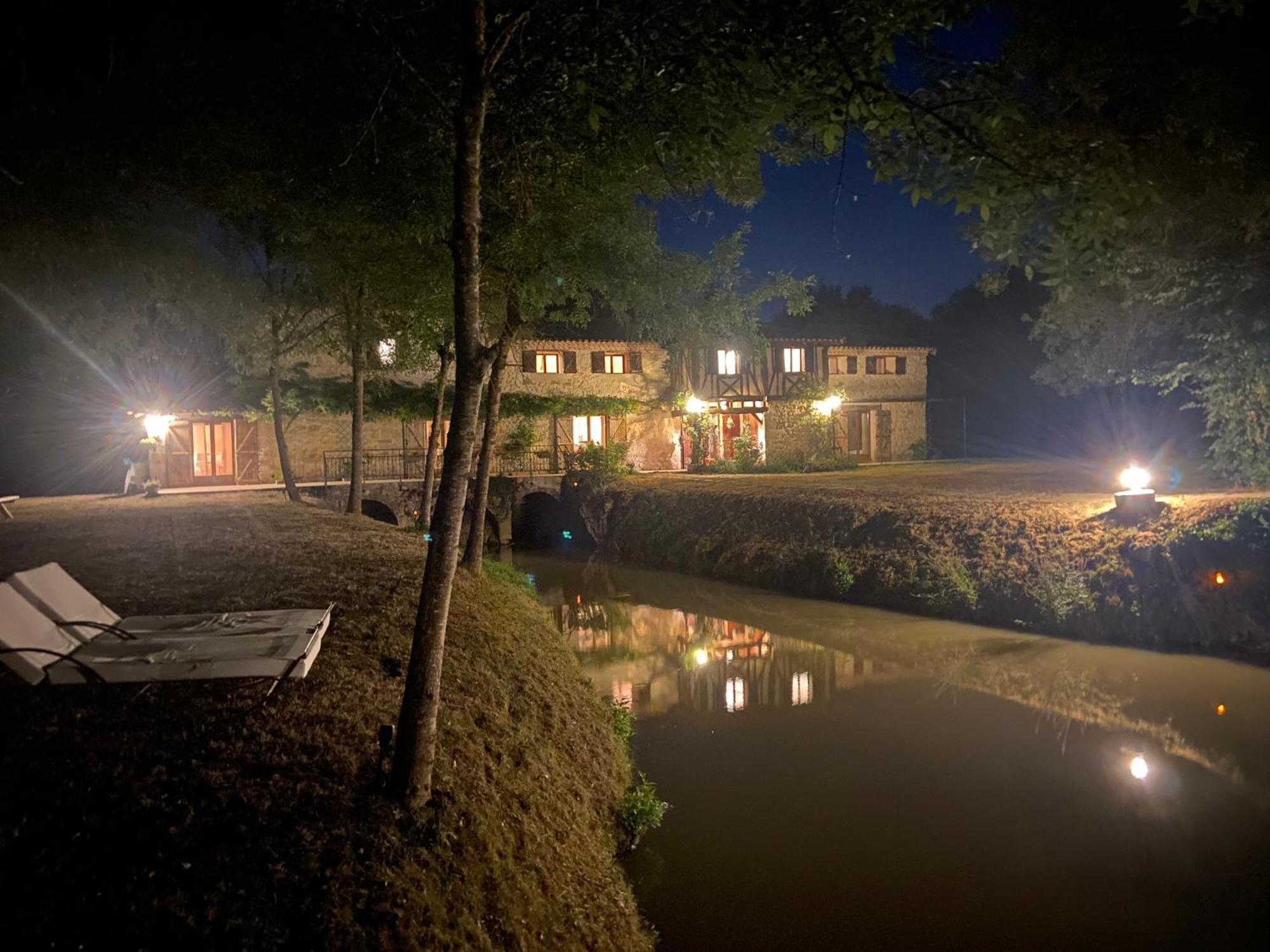 Gite Le Moulin Samsara Homps  ภายนอก รูปภาพ